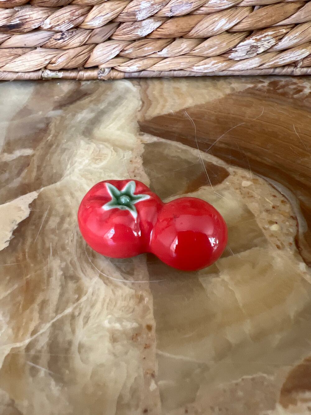 Tiny Tomatoes for a Tiny Shelf